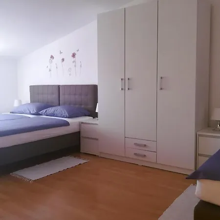 Apartment Pejic *