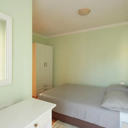 Pejic Apartment *